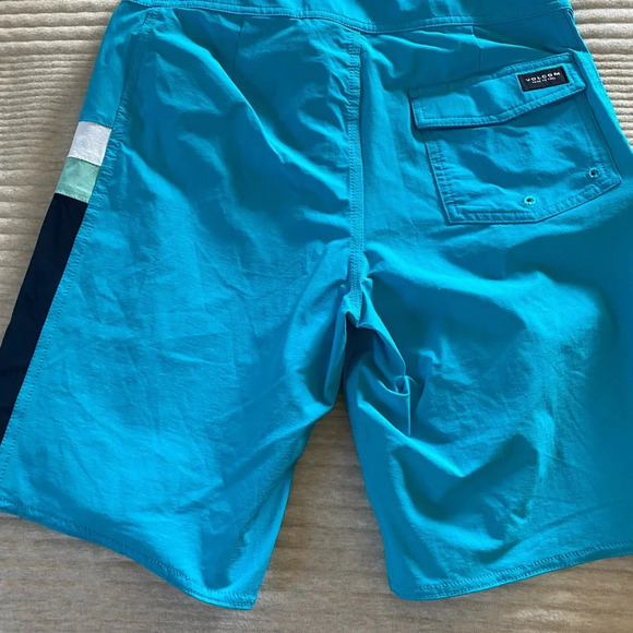 Volcom Boys Board Shorts Swim Suit Pockets Solid Blue size 20 NEW - Picture 7 of 10